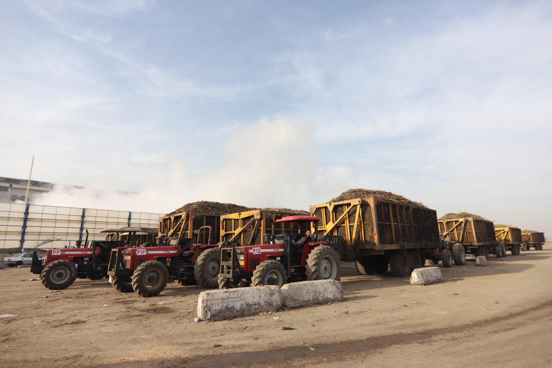 شکرانه پایان برداشت نیشکر و قدردانی مدیر عامل شرکت کشت و صنعت دعبل خزاعی از تلاش جهادی پرسنل