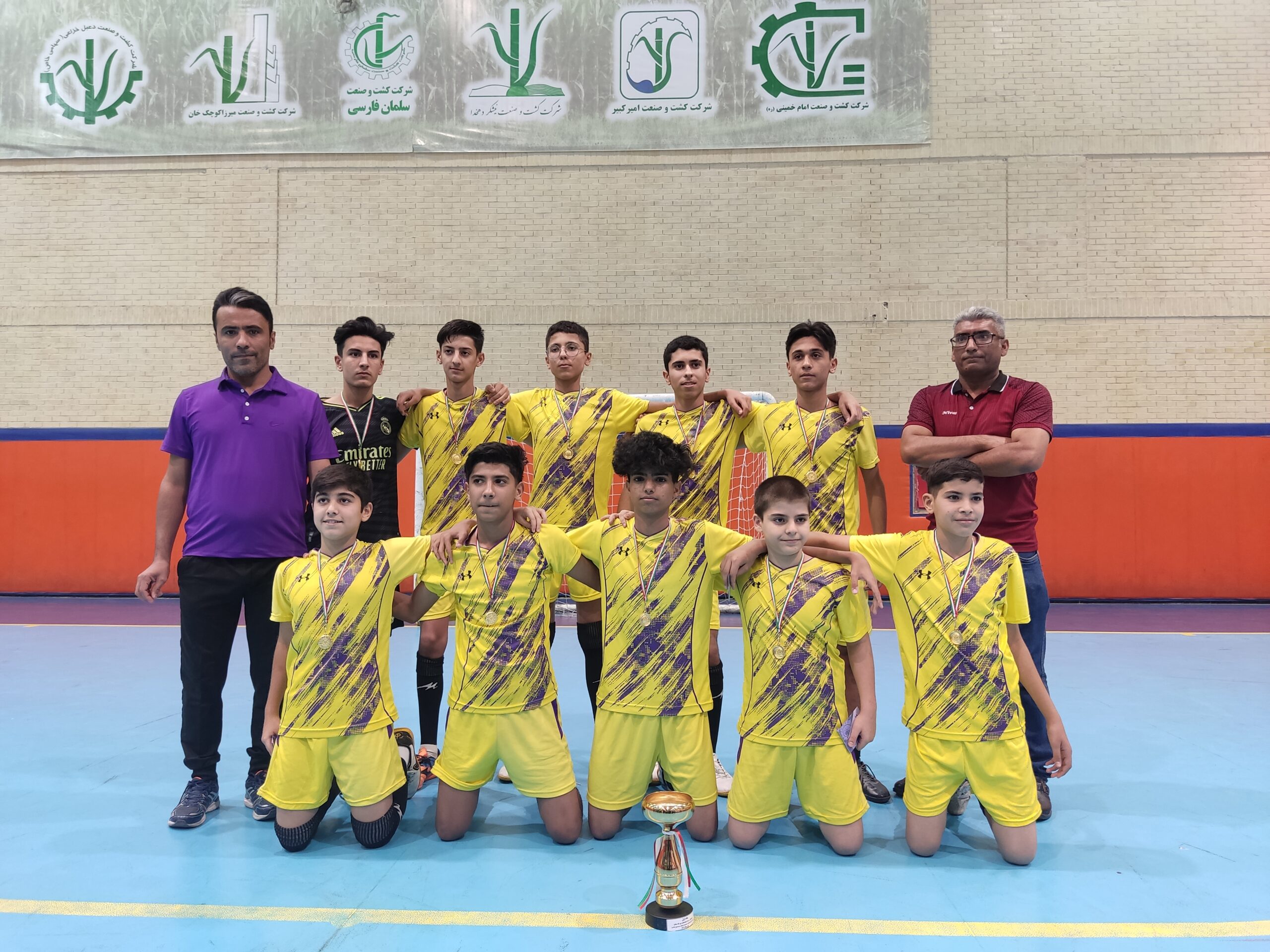 قهرمانی تیم فوتسال نوجوانان کشت و صنعت دعبل خزاعی