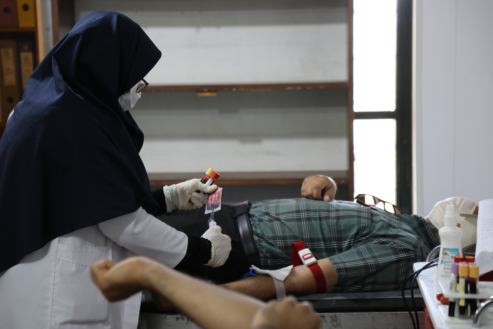 اهدای خون؛ هدیه‌ای ارزنده برای نجات زندگی‌ها