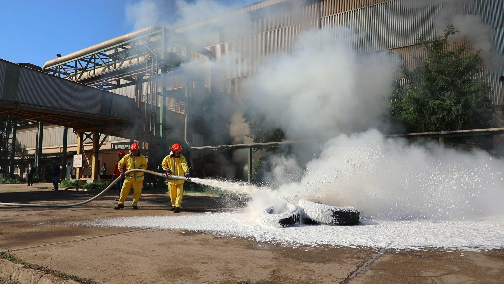 برگزاری مانور ایمنی در برابر زلزله در کشت و صنعت دعبل خزاعی