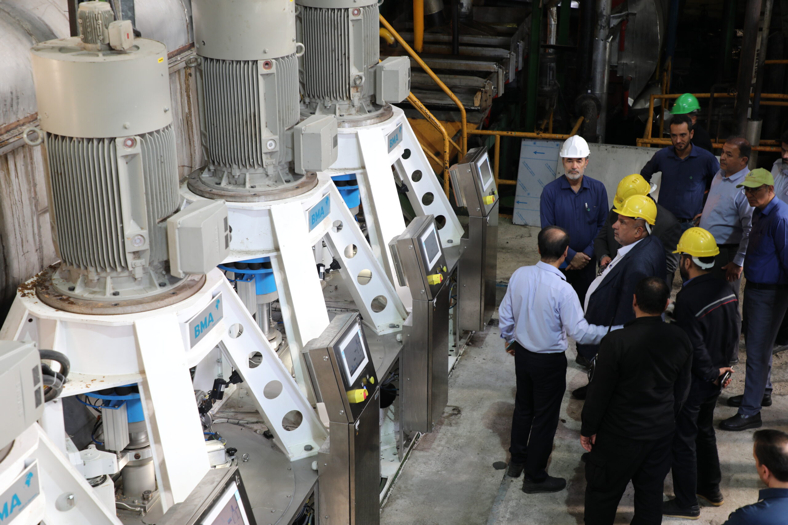 راه‌اندازی «سانتریفیوژ»های جدید کشت و صنعت نیشکر دعبل خزاعی