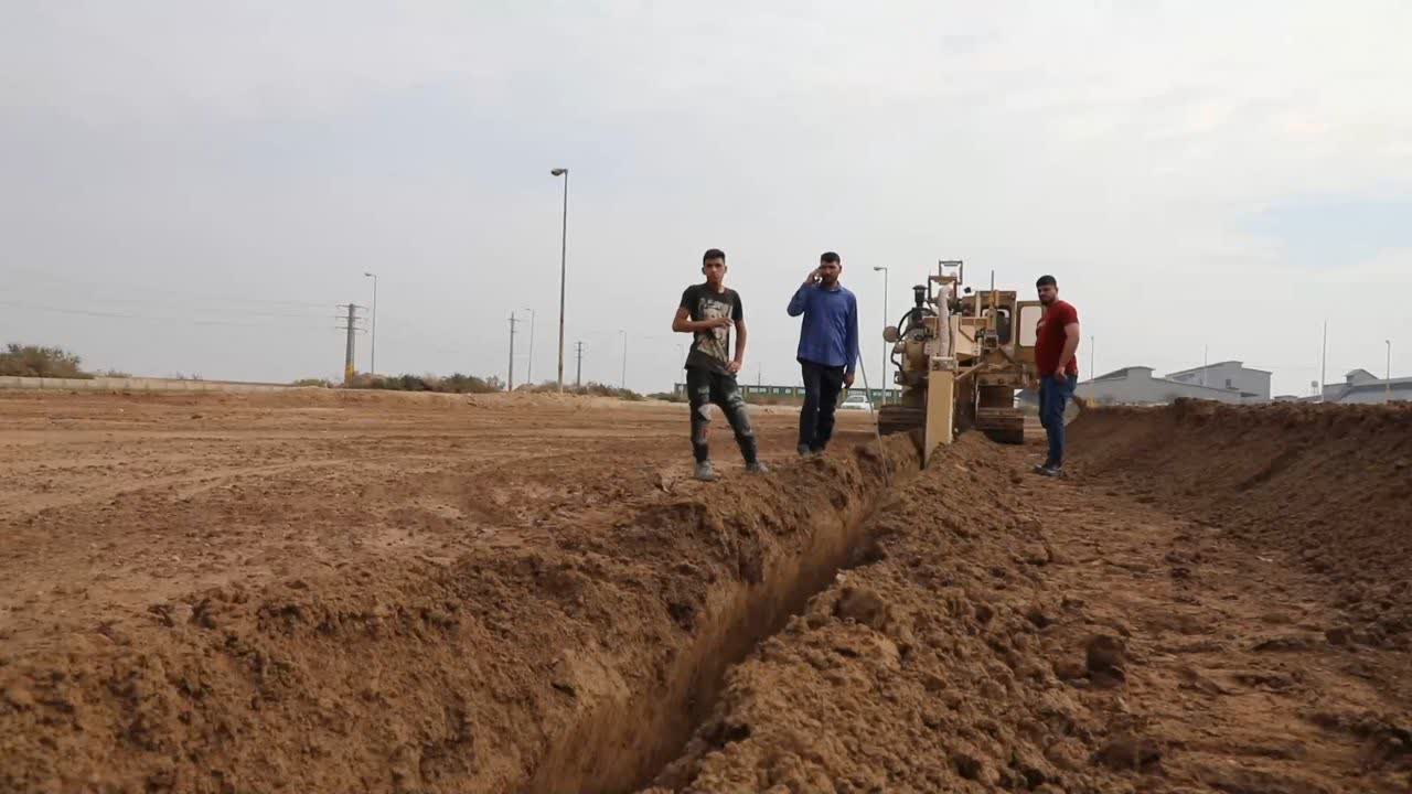 تهیه زمین ۷ درختی و آغاز کاشت در مسیر توسعه فضای سبز و حفاظت از محیط زیست به روایت فیلم تهیه زمین ۷ درختی و آغاز کاشت در مسیر توسعه فضای سبز و حفاظت از محیط زیست به روایت فیلم