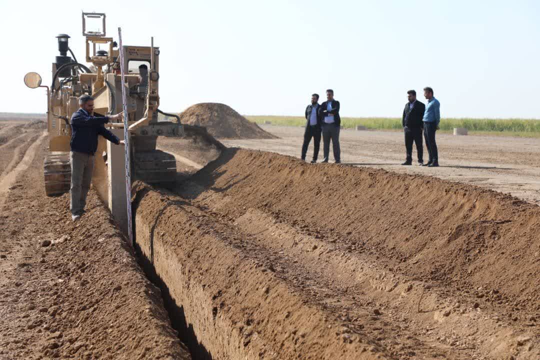 بازدید مدیرعامل شرکت کشت و صنعت دعبل خزاعی از پروژه در حال اجرای توسعه فیبر نوری بازدید مدیرعامل شرکت کشت و صنعت دعبل خزاعی از پروژه در حال اجرای توسعه فیبر نوری