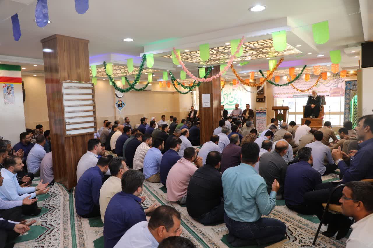 جشن میلاد امام رضا علیه‌السلام در شرکت کشت و صنعت دعبل خزاعی برگزار شد