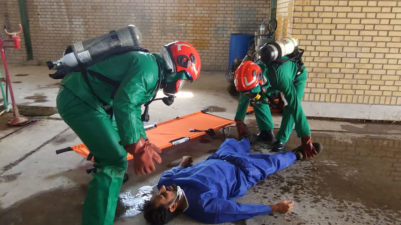 مانور آمادگی در برابر حوادث مواد شیمیایی در کشت و صنعت دعبل خزاعی برگزار شد