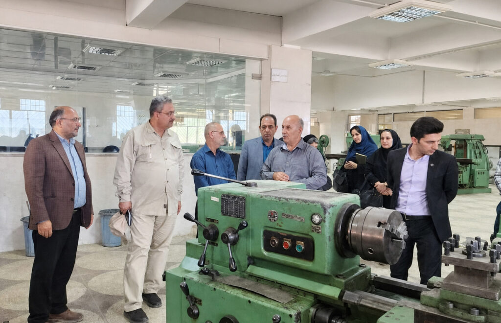 نگاه ویژه نیشکر برای ایجاد یک جامعه متخصص در مناطق همجوار نگاه ویژه نیشکر برای ایجاد یک جامعه متخصص در مناطق همجوار